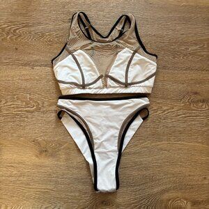 EUC Milakrasna set - White, Size Medium
